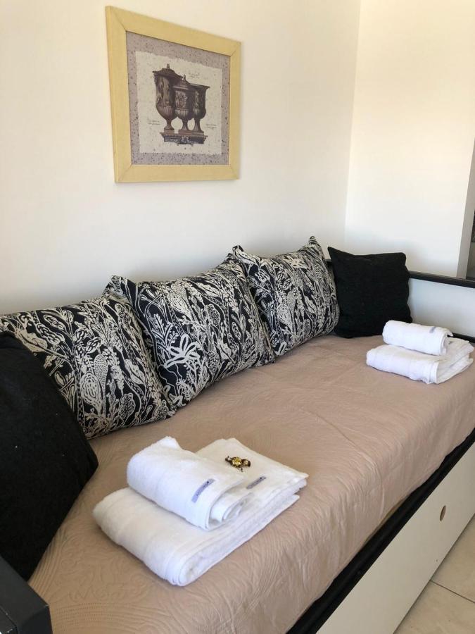 Villa Ober Suites เนวเก็น ภายนอก รูปภาพ